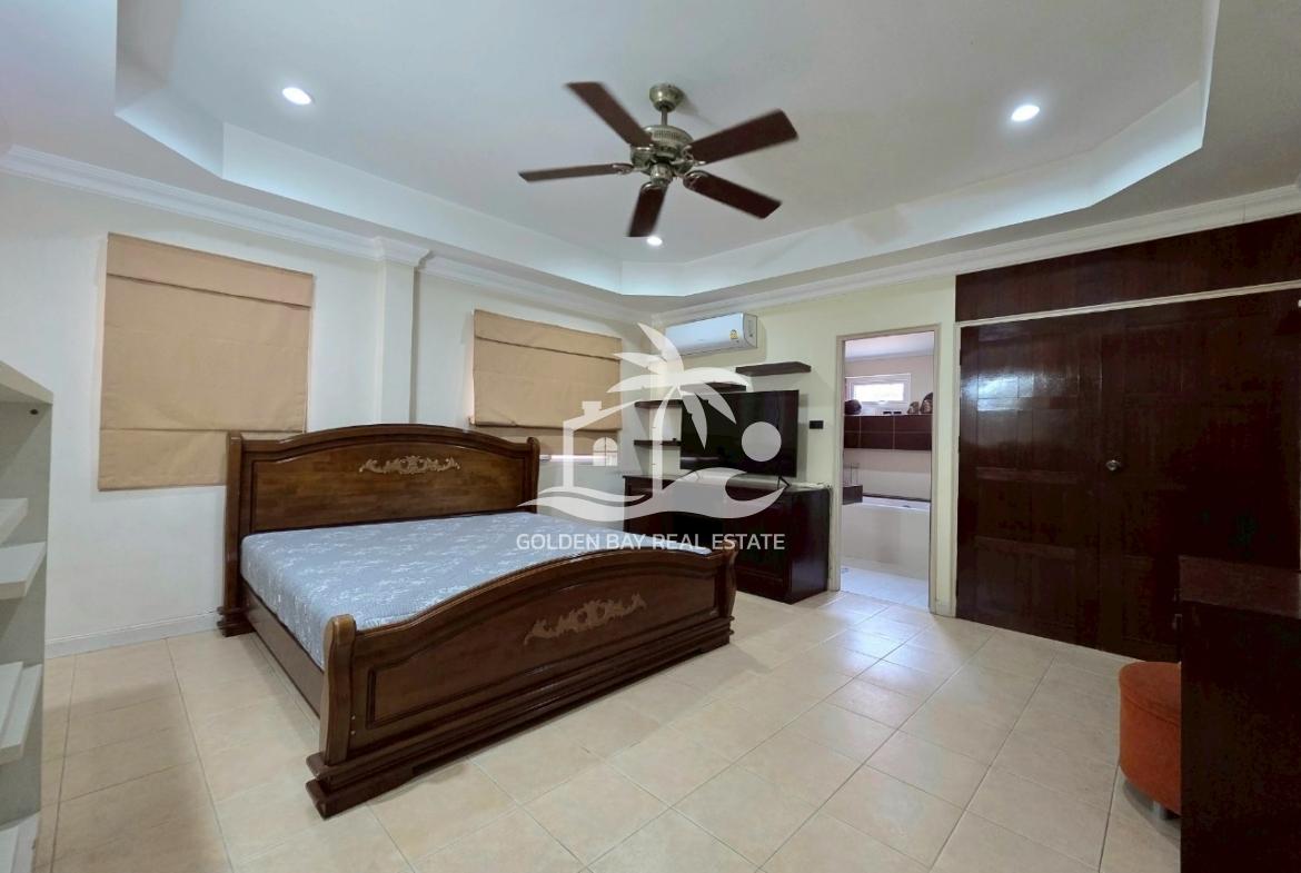 Private House in Soi Thepnimit – East Pattaya