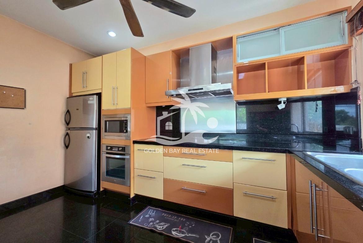 Private House in Soi Thepnimit – East Pattaya