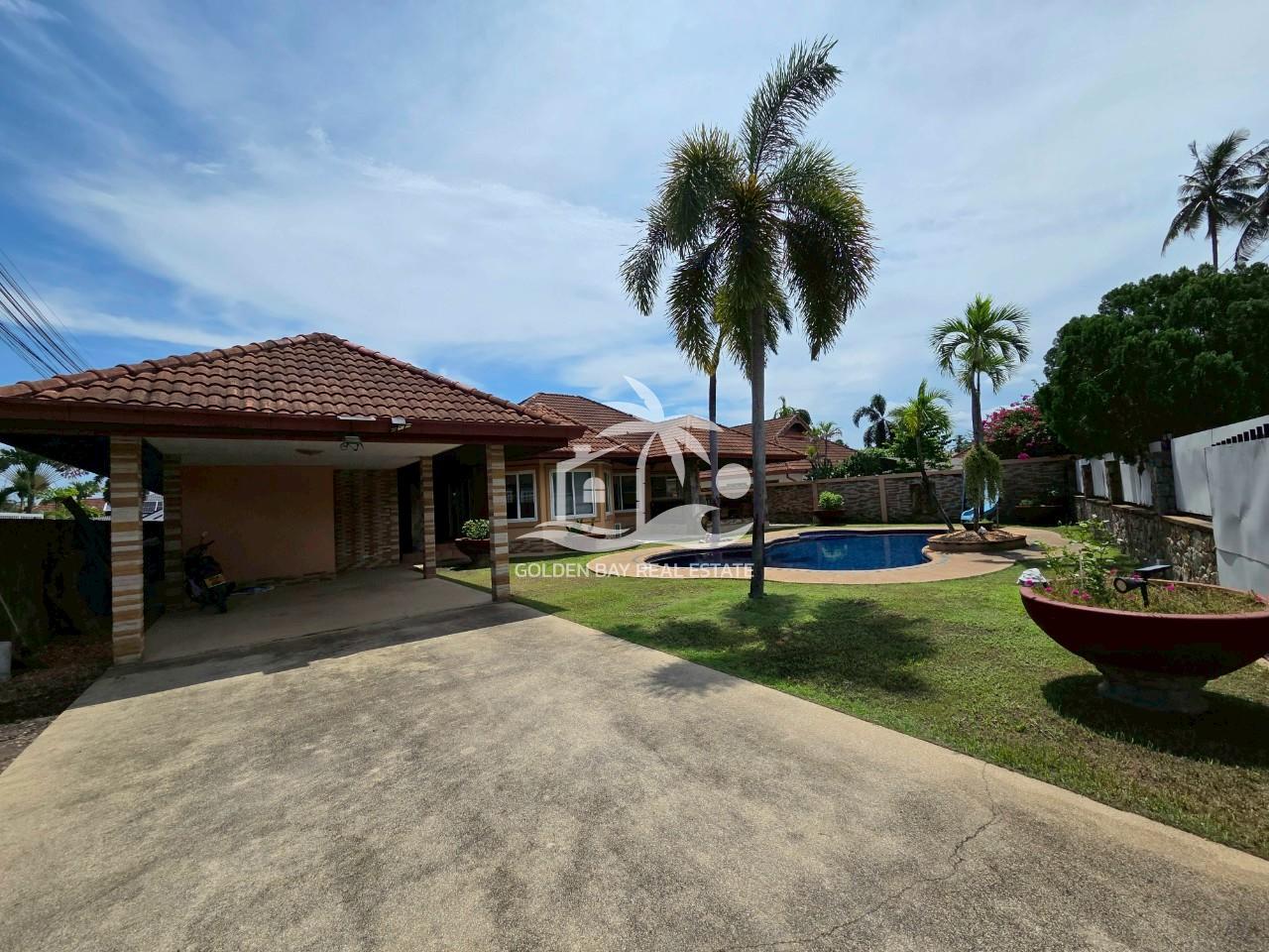 LINE_ALBUM_23052025_250523_24 Private House in Soi Thepnimit – East Pattaya