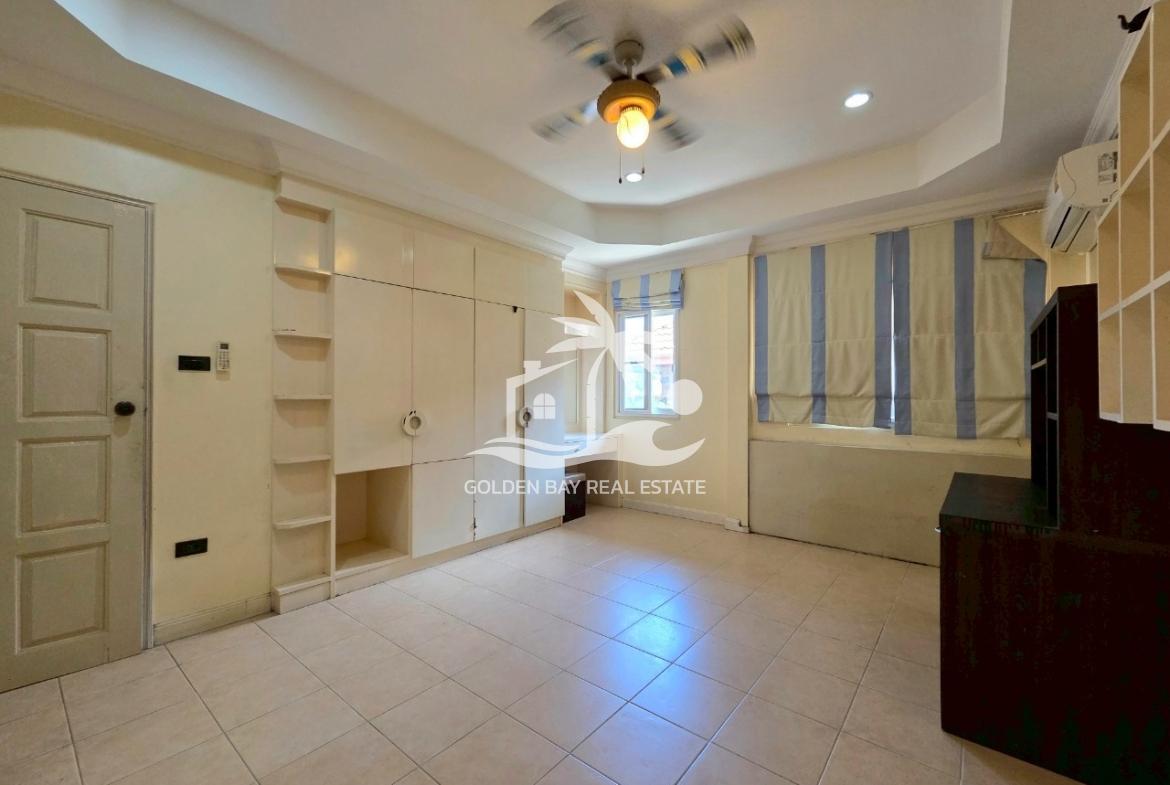 Private House in Soi Thepnimit – East Pattaya