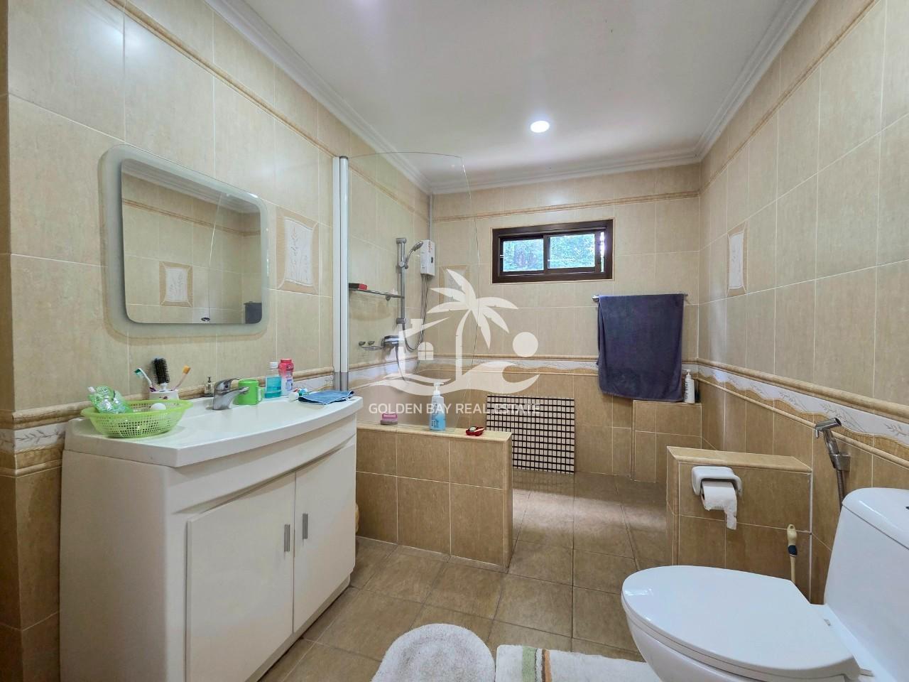 LINE_ALBUM_24052025_250524_14 Private House in Pong – East Pattaya
