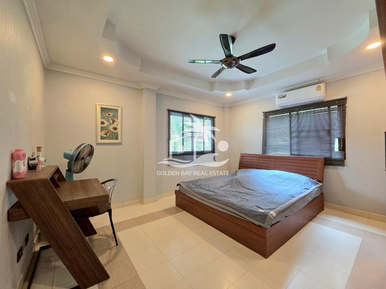 LINE_ALBUM_24052025_250524_19 Private House in Pong – East Pattaya