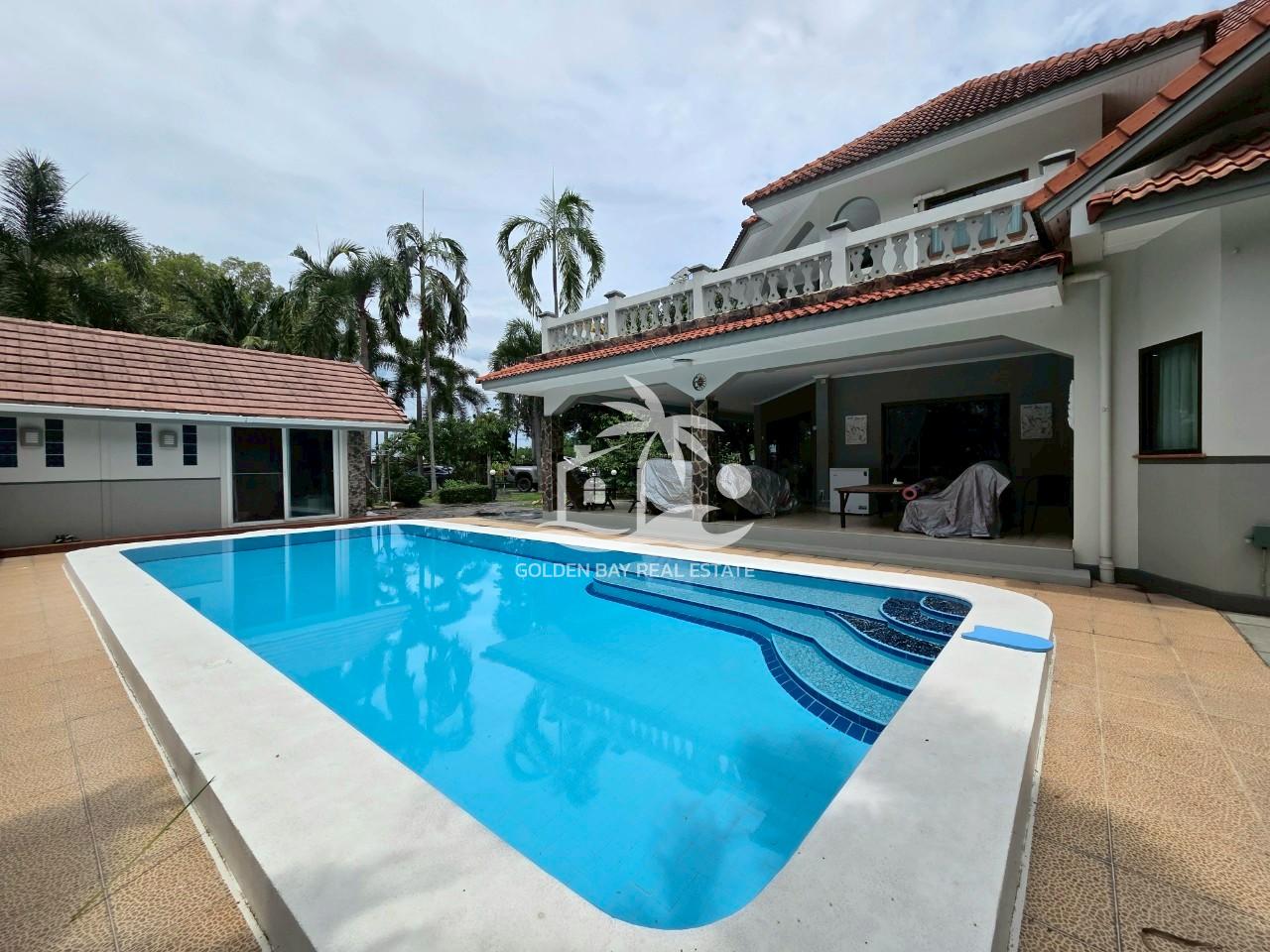 LINE_ALBUM_24052025_250524_26 Private House in Pong – East Pattaya
