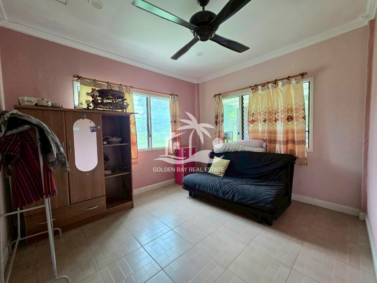 LINE_ALBUM_24052025_250524_31 Private House in Pong – East Pattaya