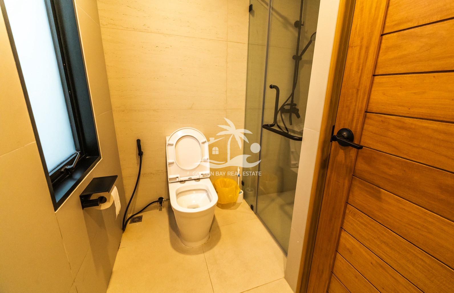 LINE_ALBUM_Santorini Wongamat 75K_250509_12 Wongamat Exclusive Place – Wongamat