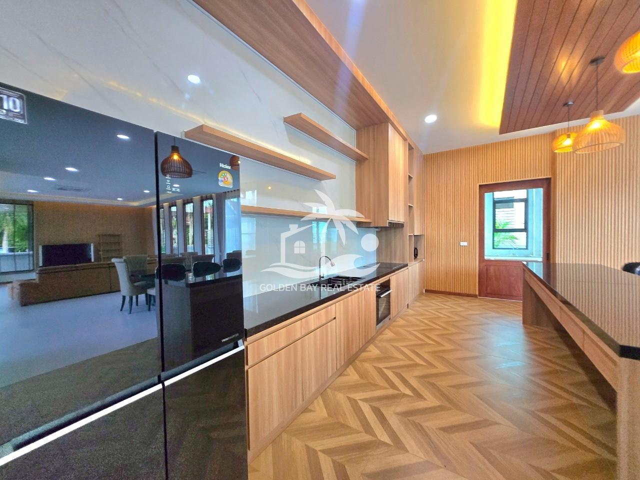 LINE_ALBUM_san house_250514_56 Private Pool Villas – East Pattaya