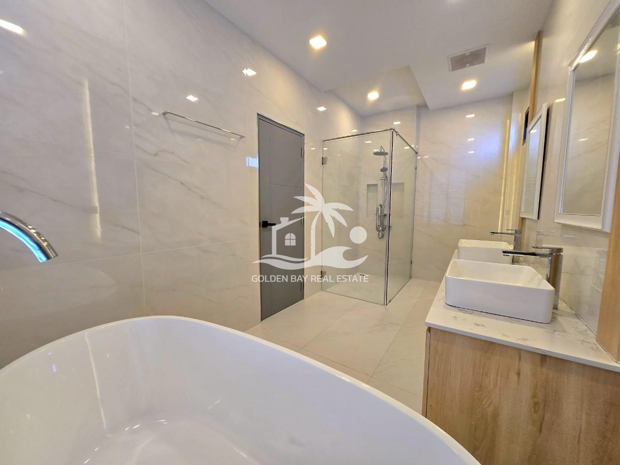 Private house (19) Private house Mabprachan lake – East Pattaya