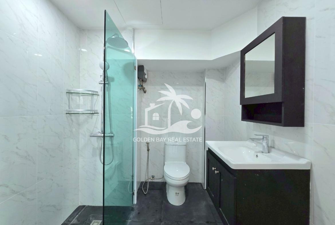 Sombat Pattaya Condotel – Pratumnak Hill