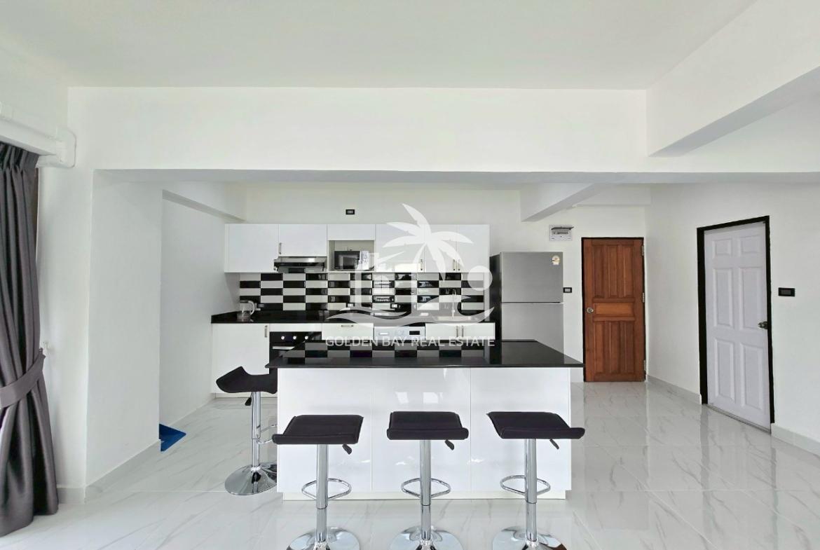 Sombat Pattaya Condotel – Pratumnak Hill