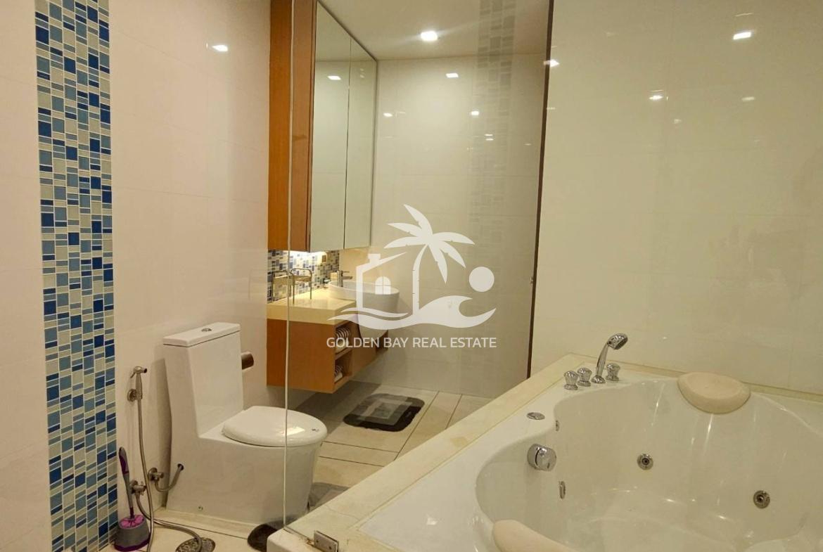 Ananya Beachfront Condominium – Wongamat