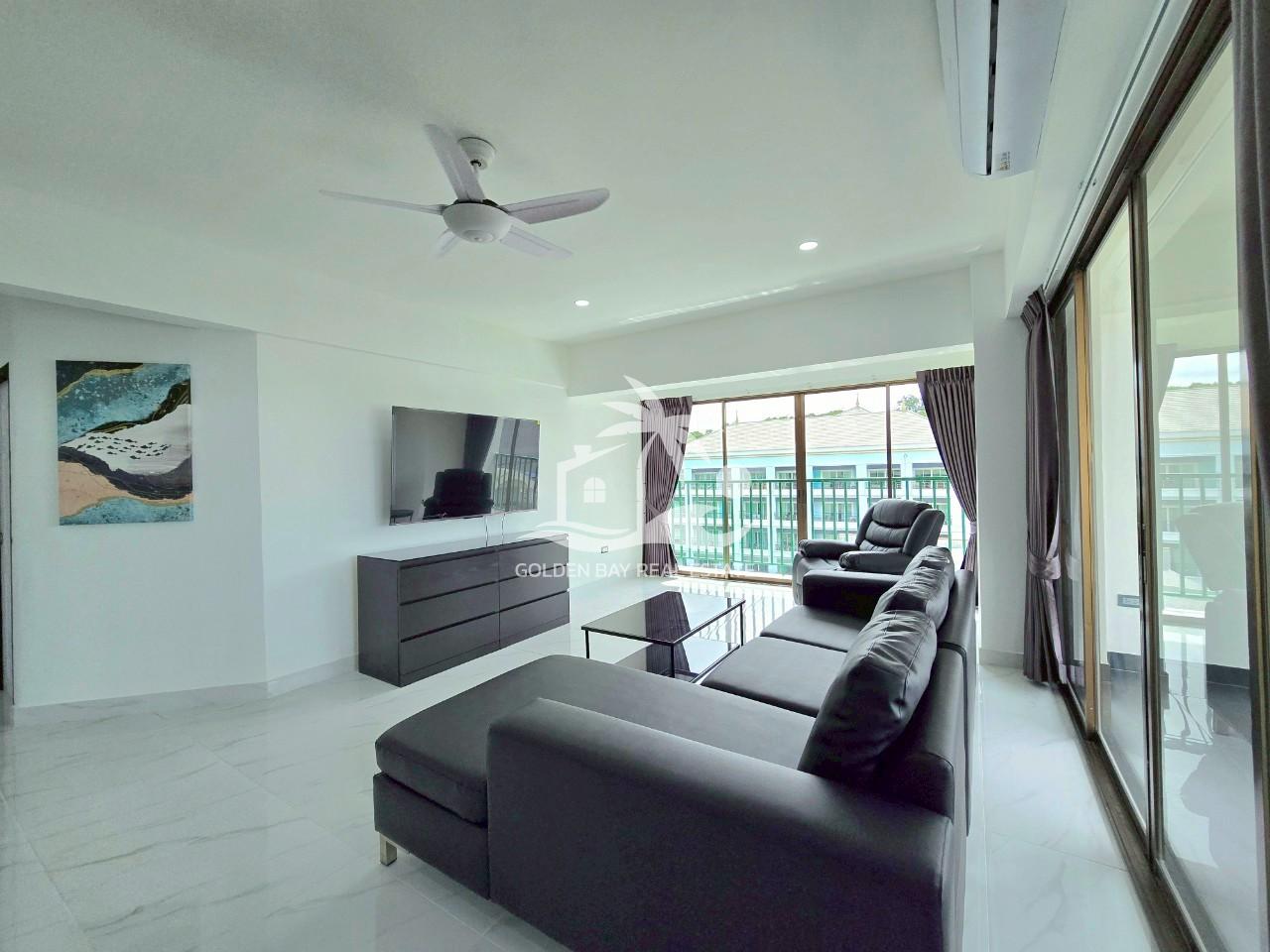 Sombat Pattaya Condotel – Pratumnak Hill
