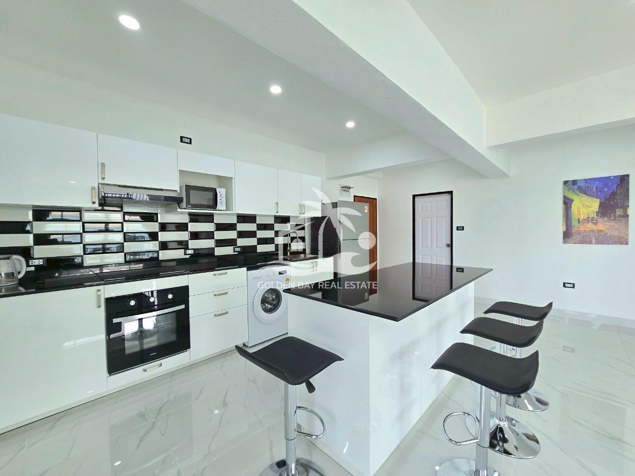 Sombat Pattaya Condotel – Pratumnak Hill