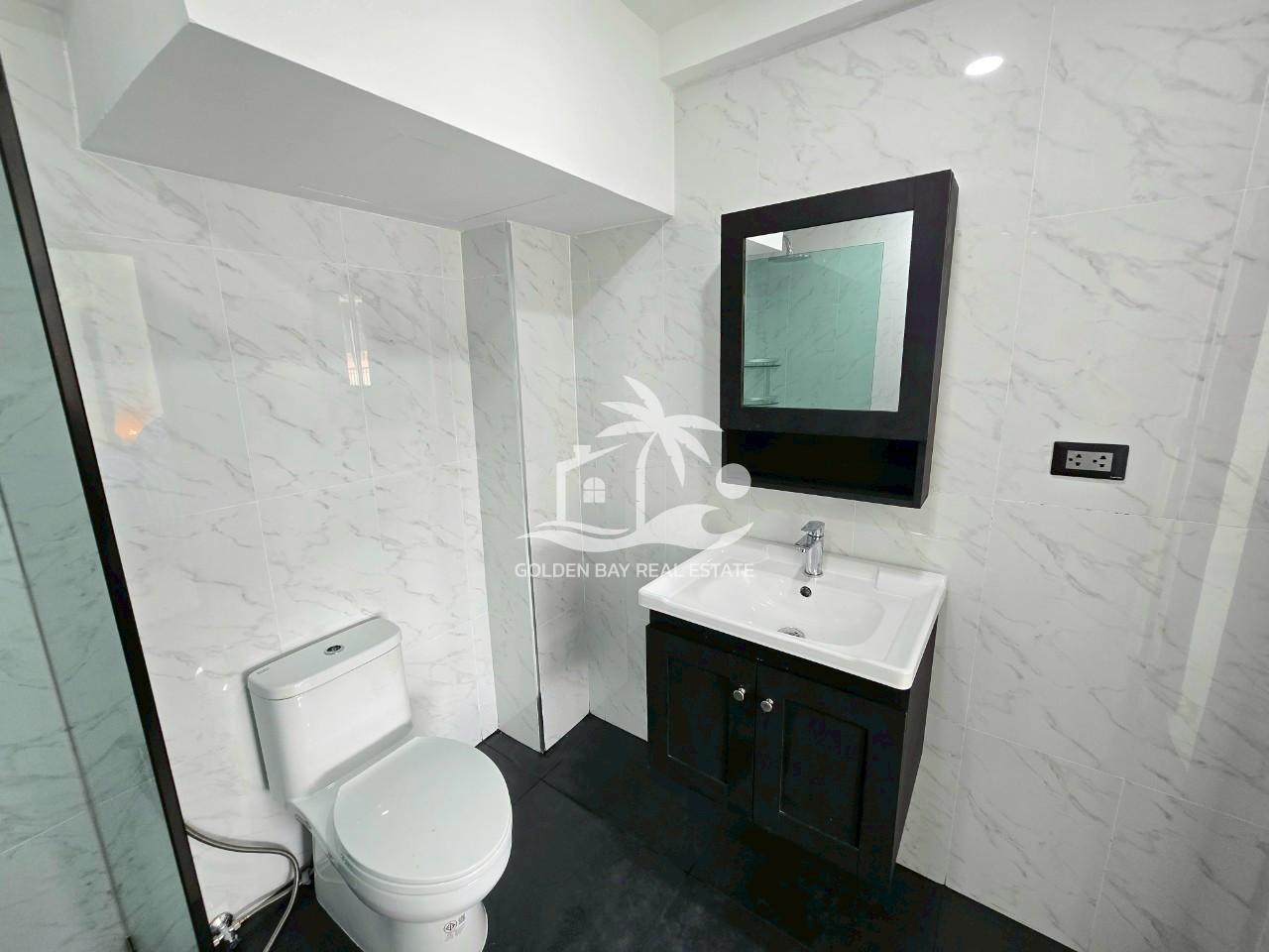 Sombat Pattaya Condotel – Pratumnak Hill
