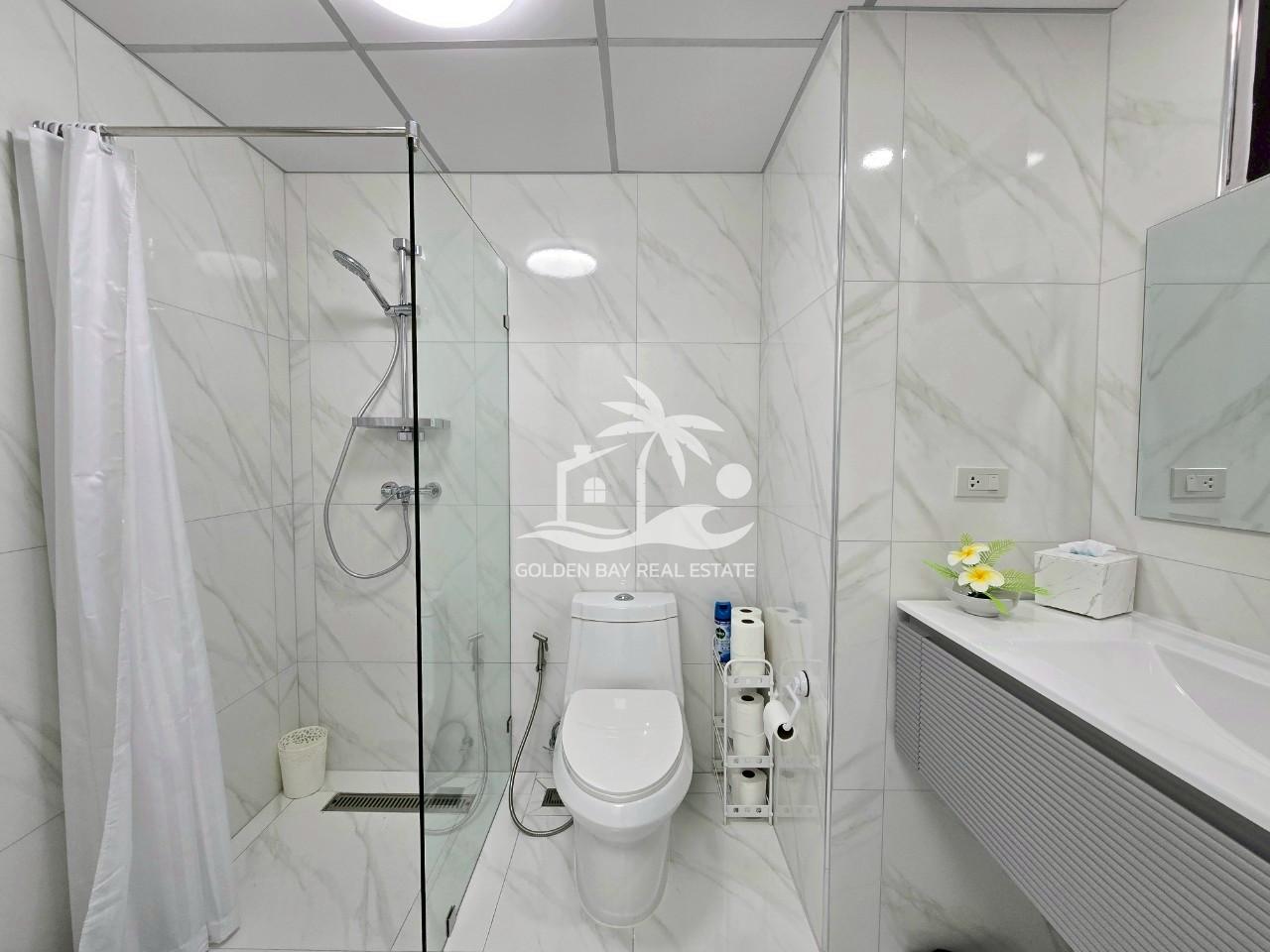 1 (24) Jomtien Complex – Jomtien