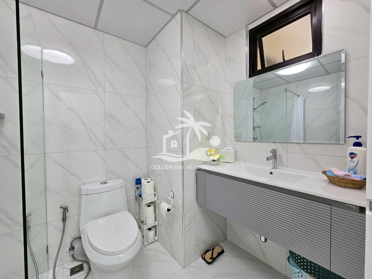 1 (25) Jomtien Complex – Jomtien