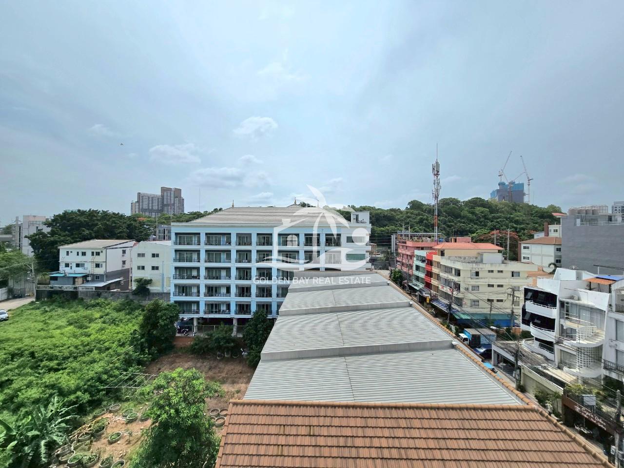 Sombat Pattaya Condotel – Pratumnak Hill