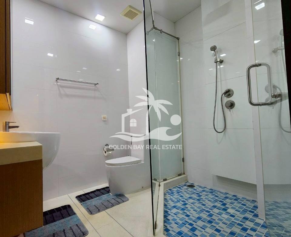 Ananya Beachfront Condominium – Wongamat