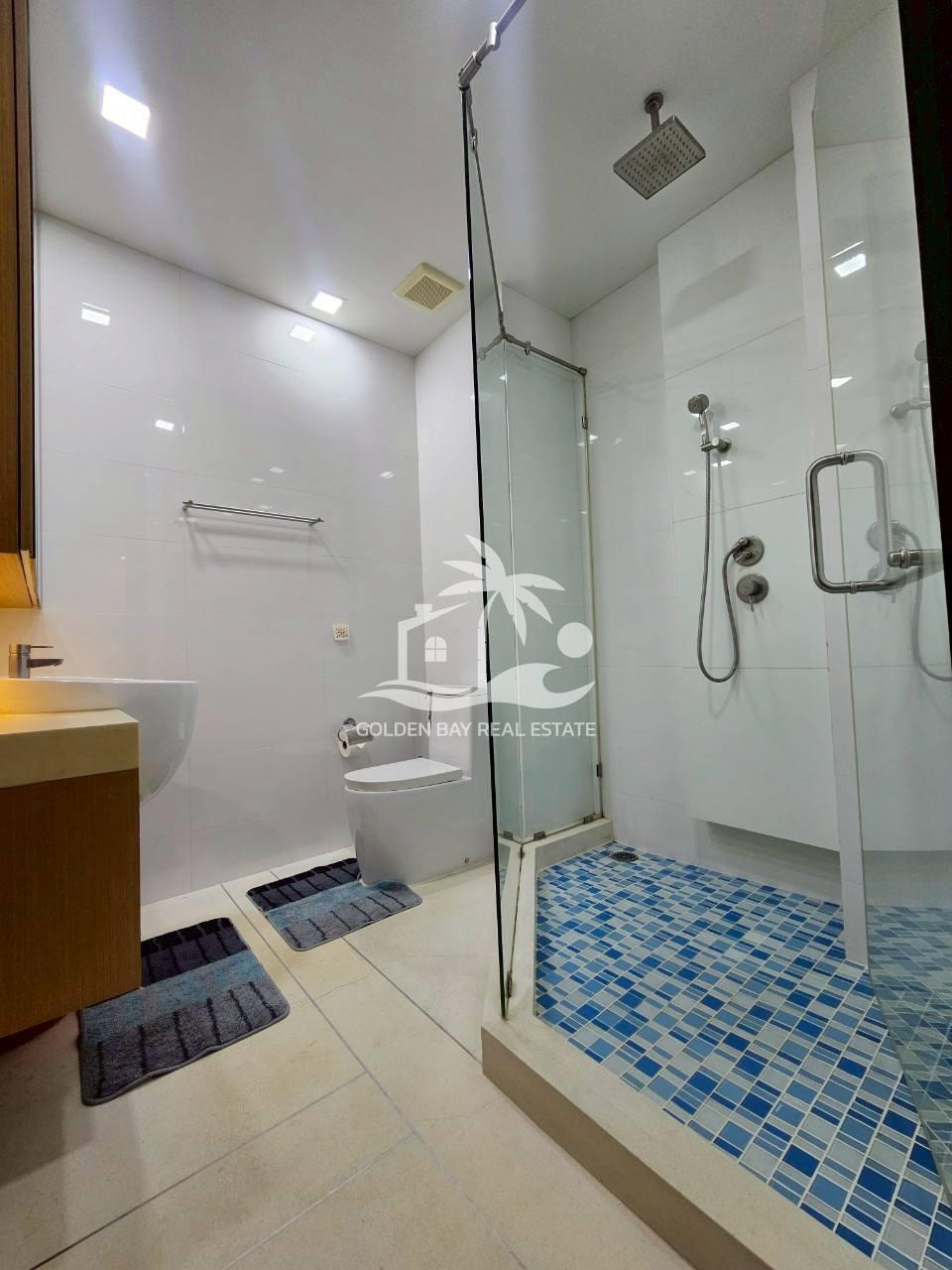 Ananya Beachfront Condominium – Wongamat