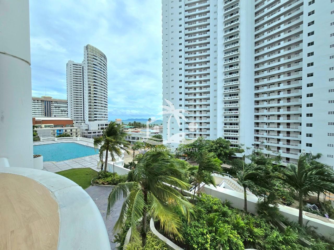 Jomtien Complex – Jomtien