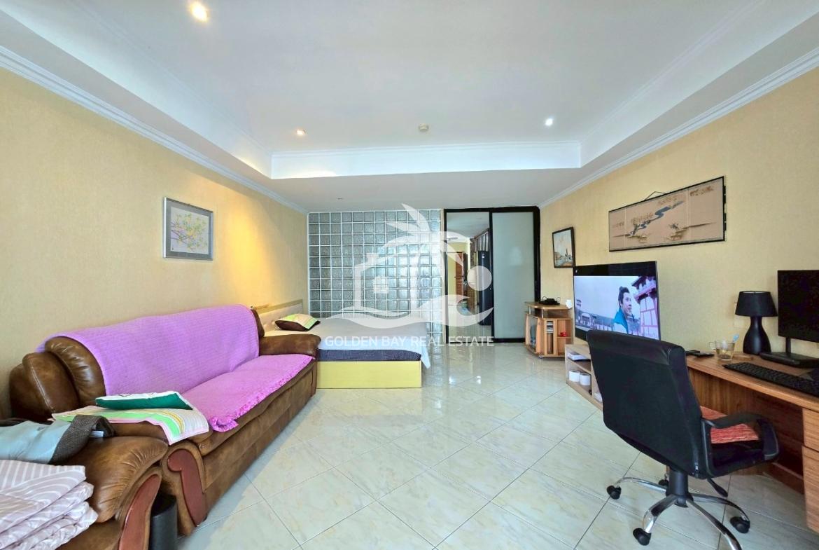 Jomtien Complex – Jomtien