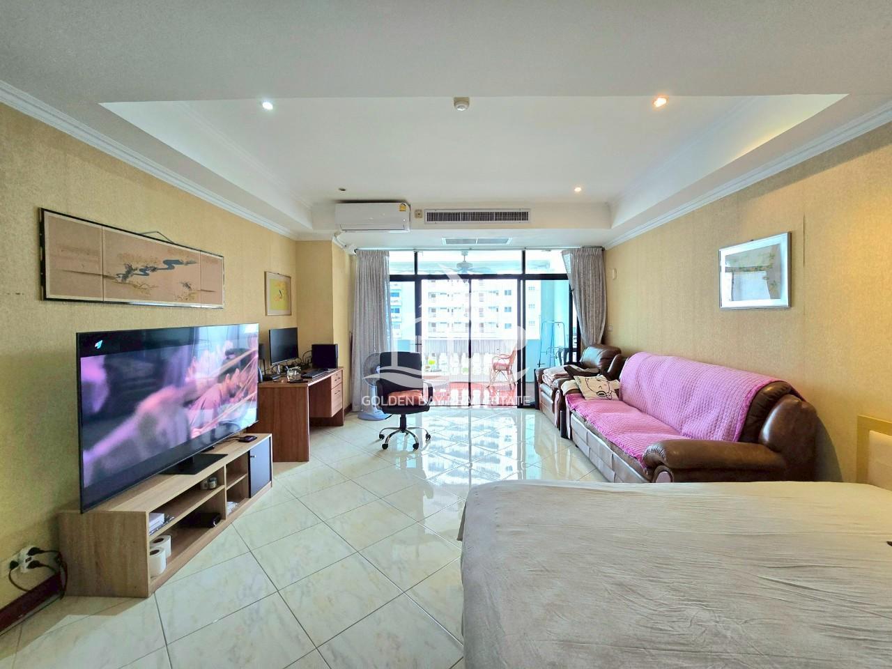 Jomtien Complex – Jomtien