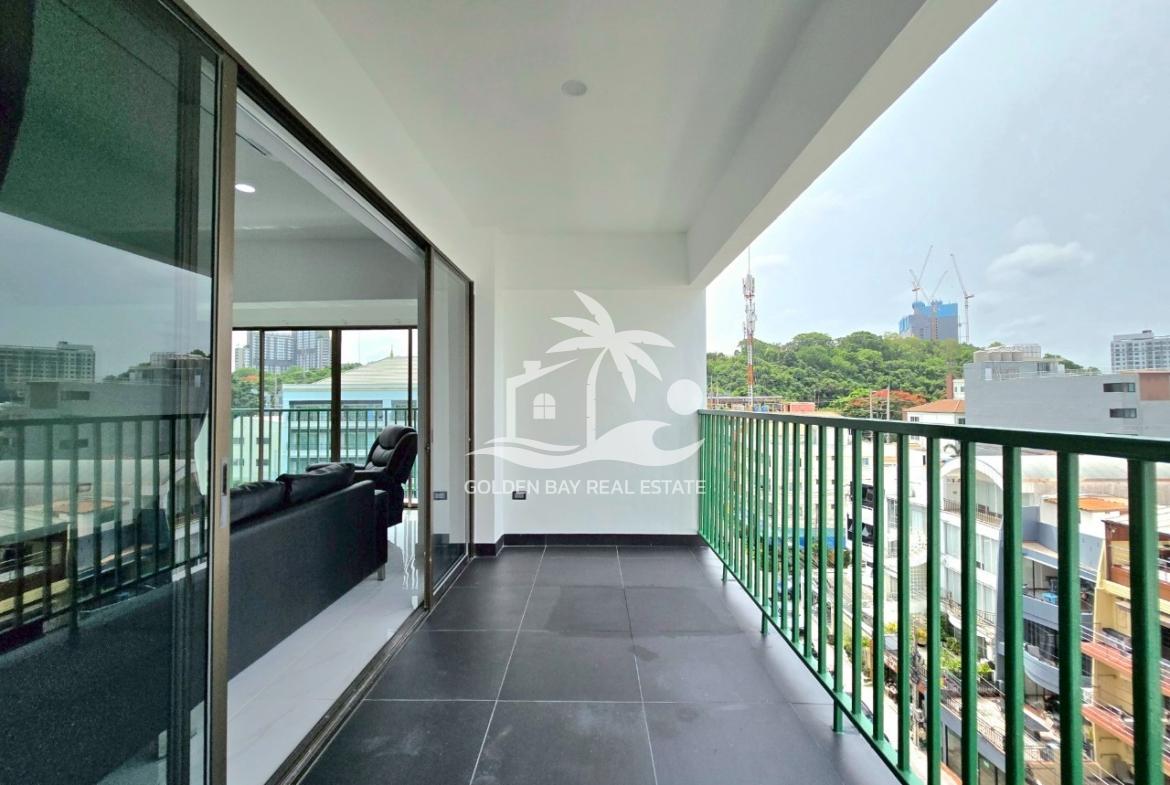 Sombat Pattaya Condotel – Pratumnak Hill