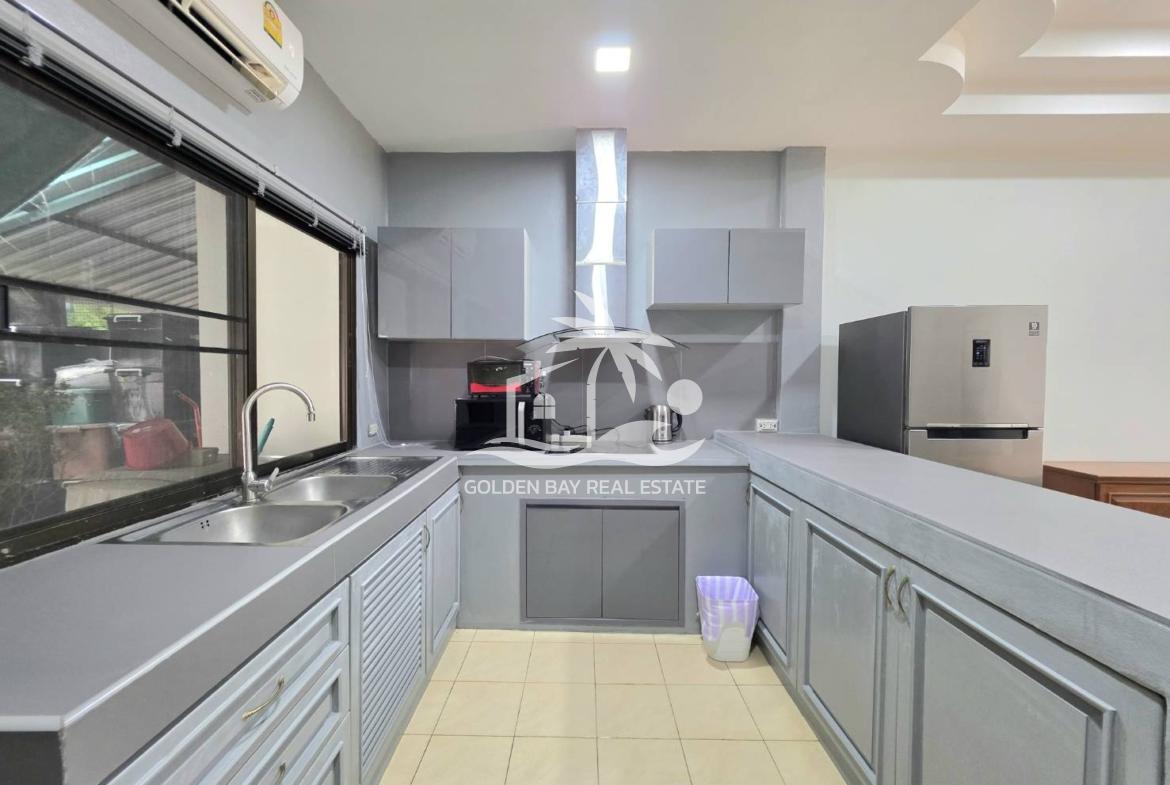 Popo’s Villa – East Pattaya