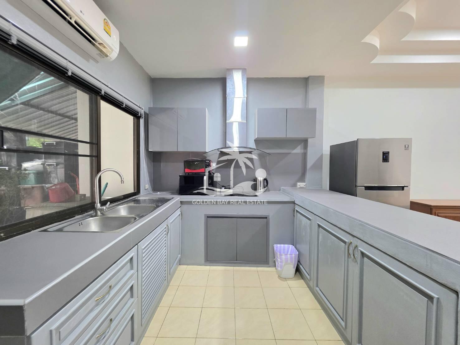 1690533_0 Popo’s Villa – East Pattaya