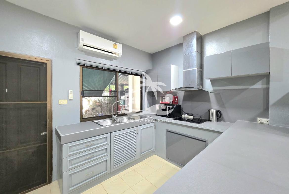 Popo’s Villa – East Pattaya