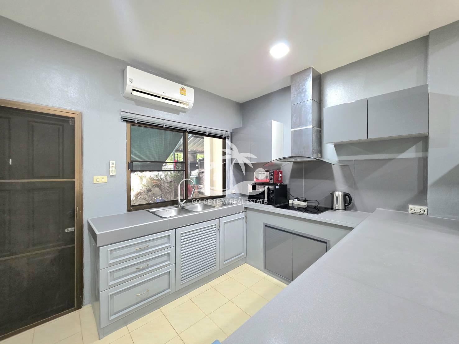 1690535_0 Popo’s Villa – East Pattaya