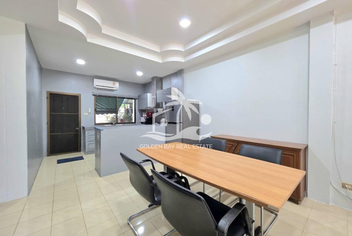 Popo’s Villa – East Pattaya