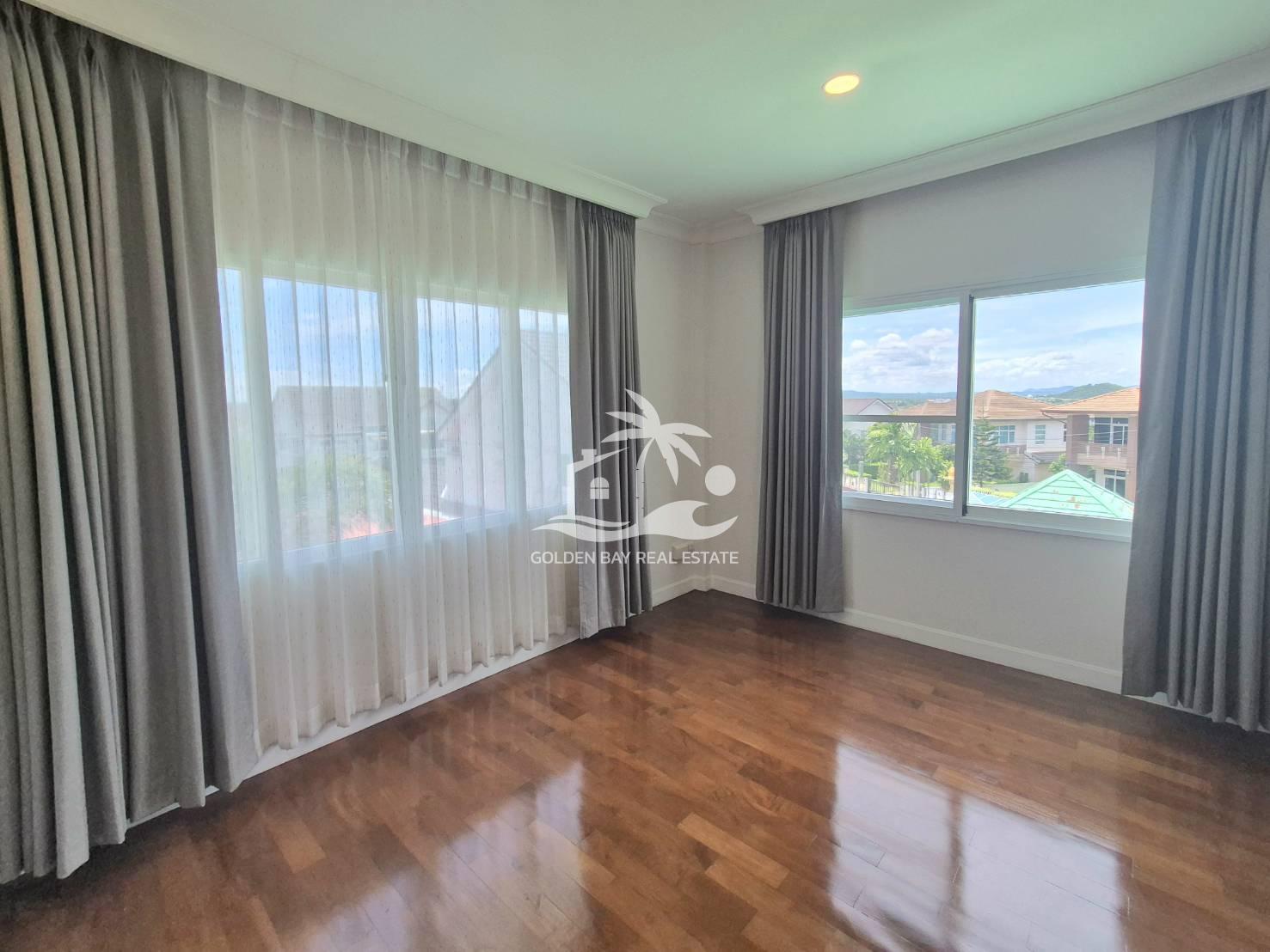 279328_0 Central Park Hillside – East Pattaya