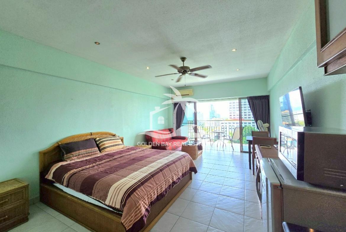 Sombat Pattaya Condotel – Pratumnak Hill