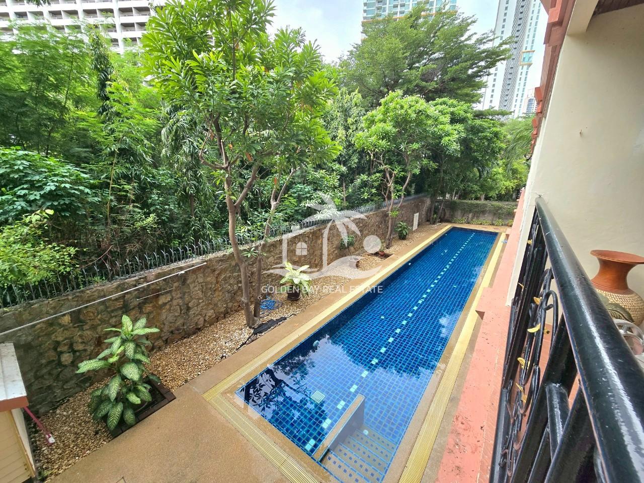1 (14) Nova Mirage – Wongamat