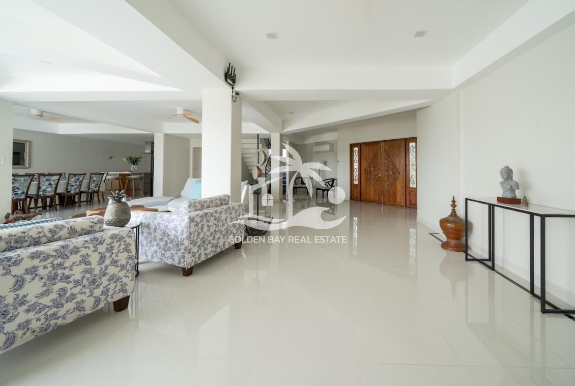 Somphong Condotel – Baan Amphur