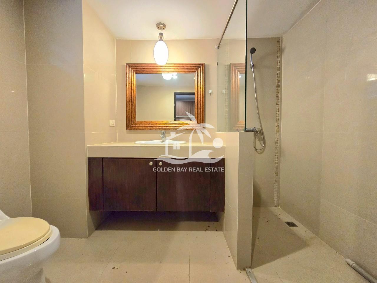 1 (2) Nova Mirage – Wongamat