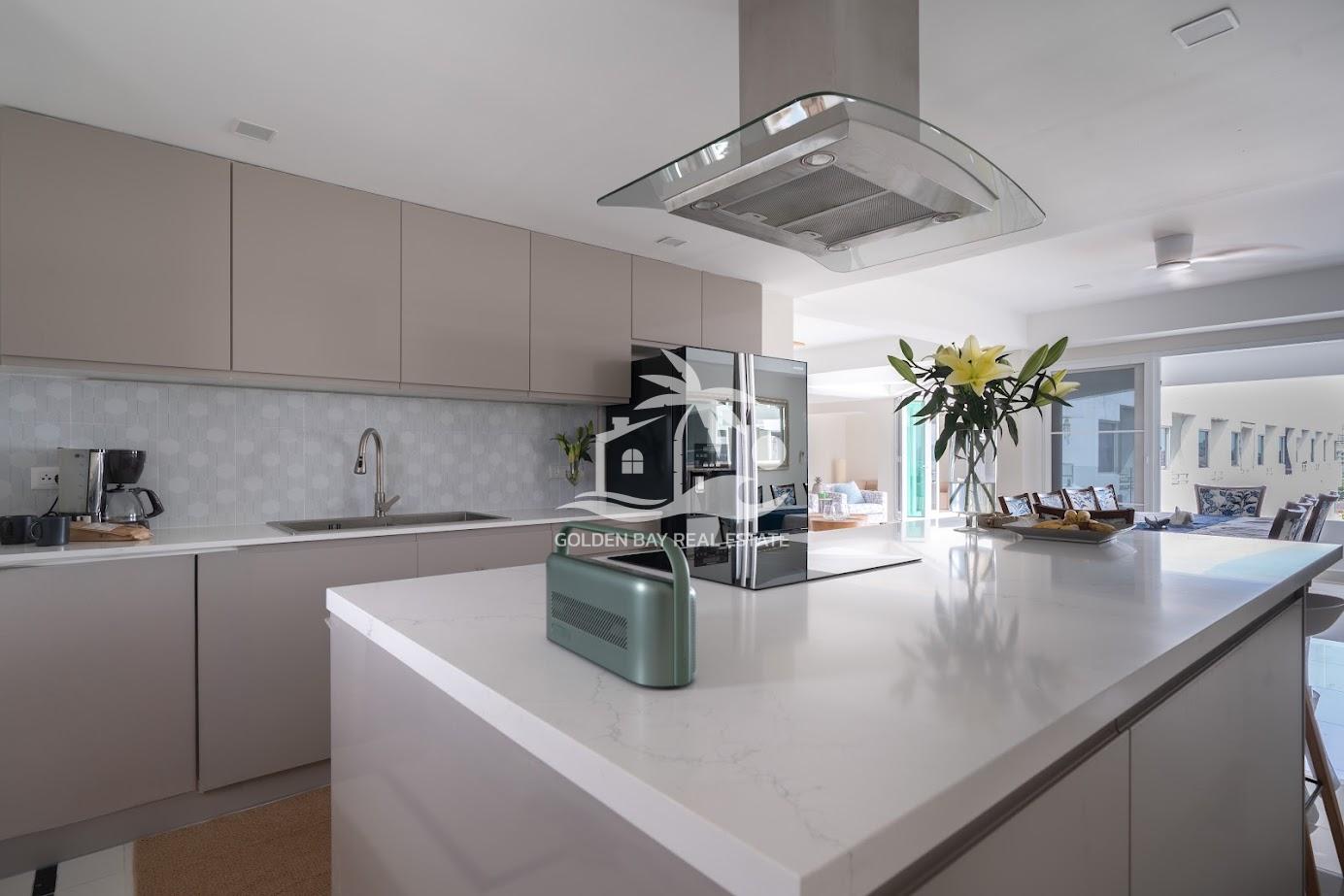 All rights Reserved Somphong Condotel – Baan Amphur