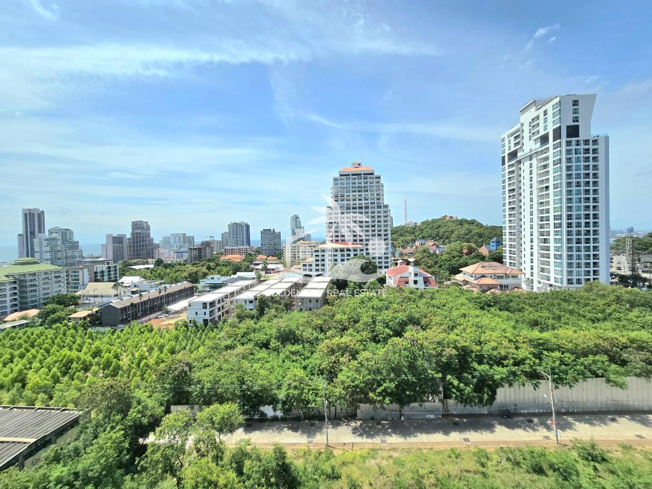 1 (4) Sombat Pattaya Condotel – Pratumnak Hill