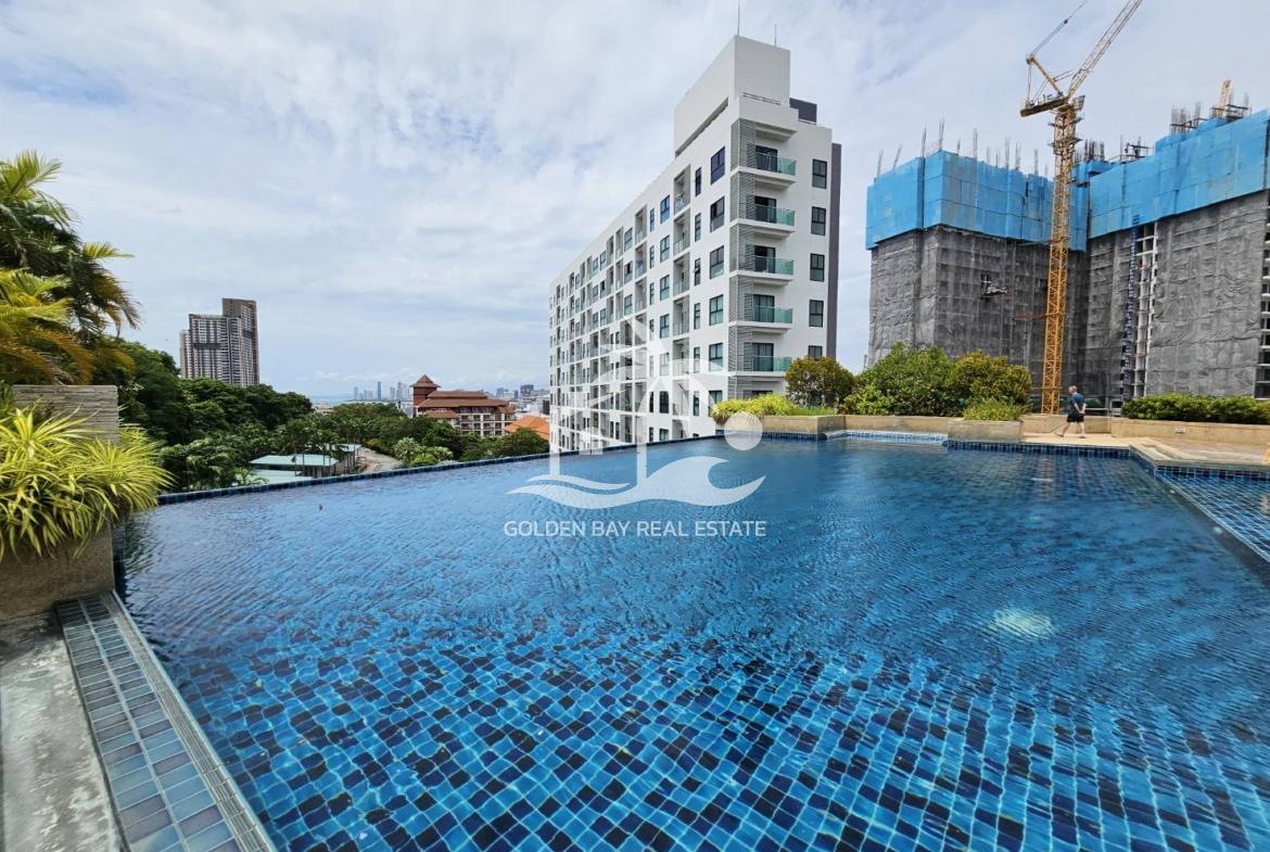 The Axis Condominium – Pratumnak Hill