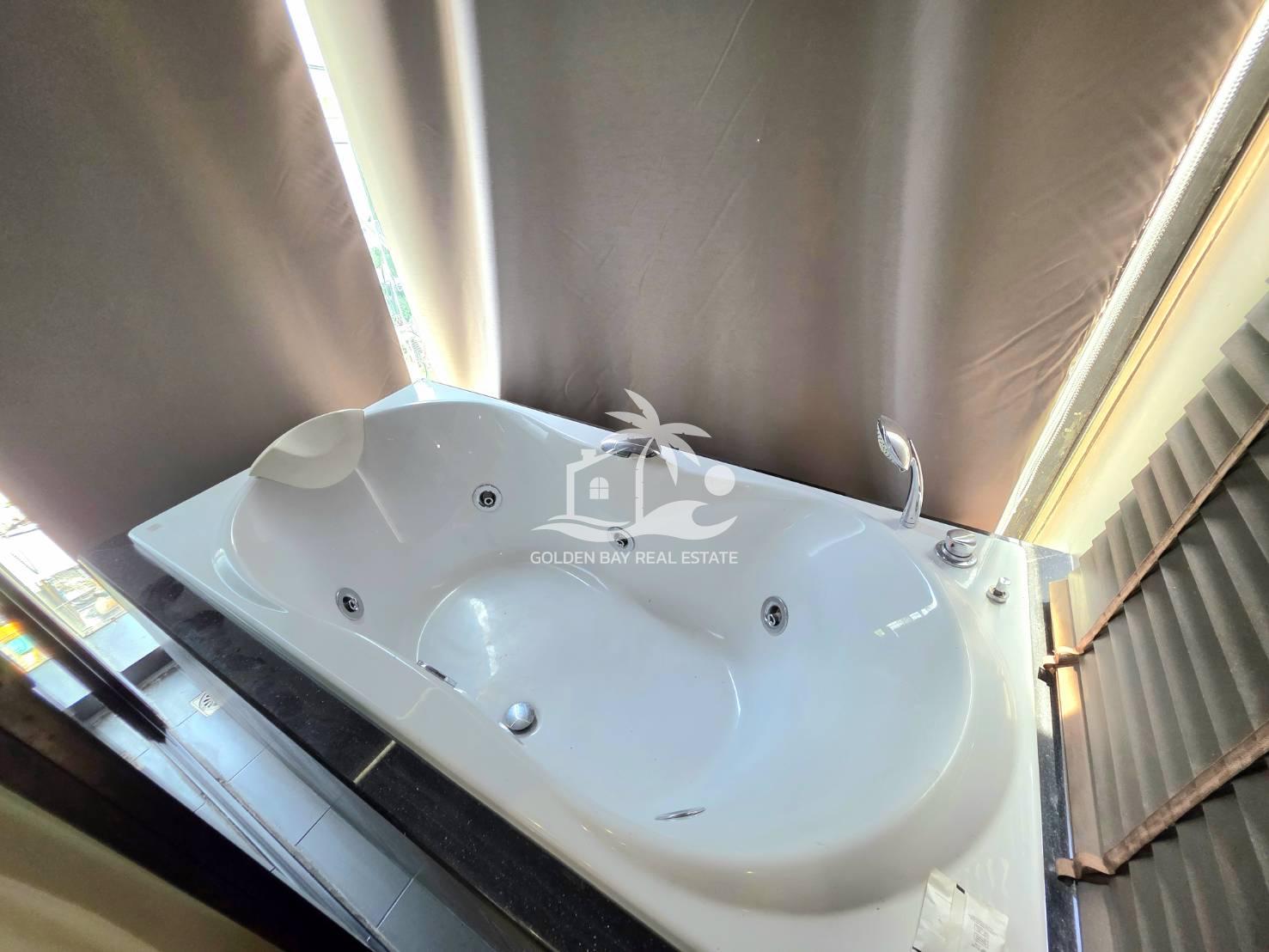 1704137_0 Sixty Six Condo – Pattaya City