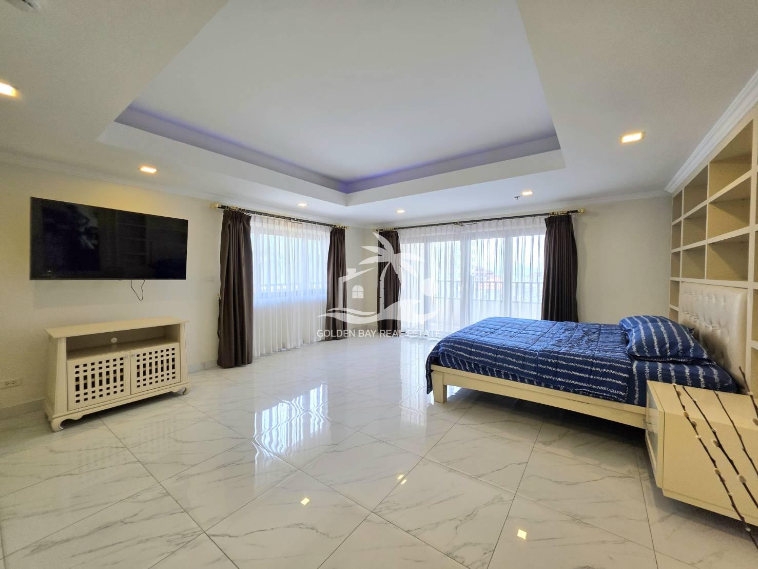 1709293_0 Nirvana Place – Pratumnak Hill