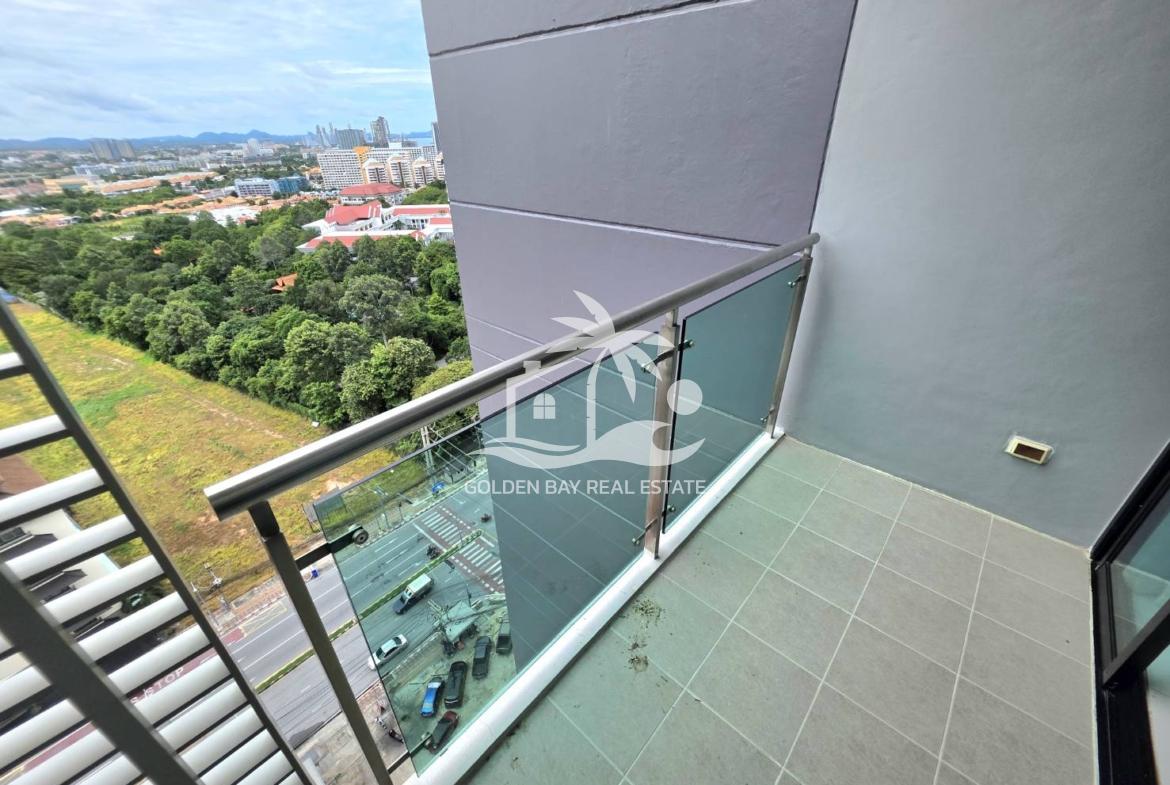 The Axis Condominium – Pratumnak Hill