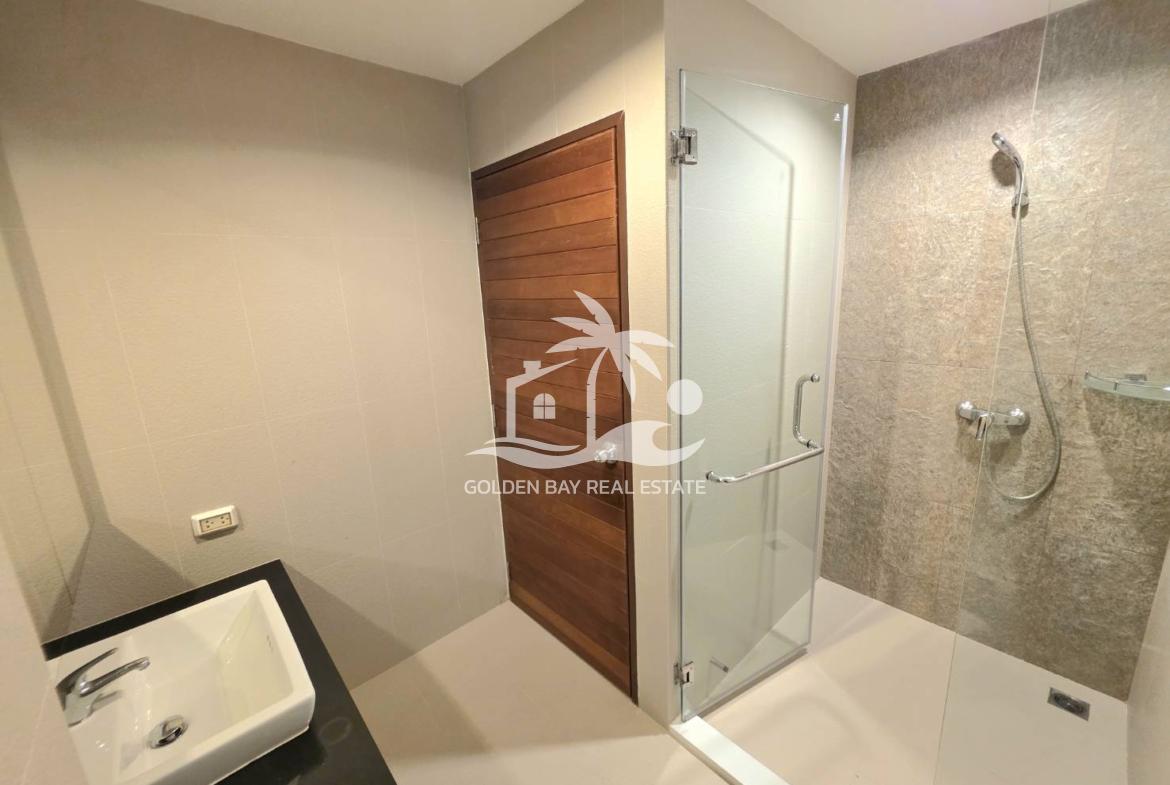 The Axis Condominium – Pratumnak Hill