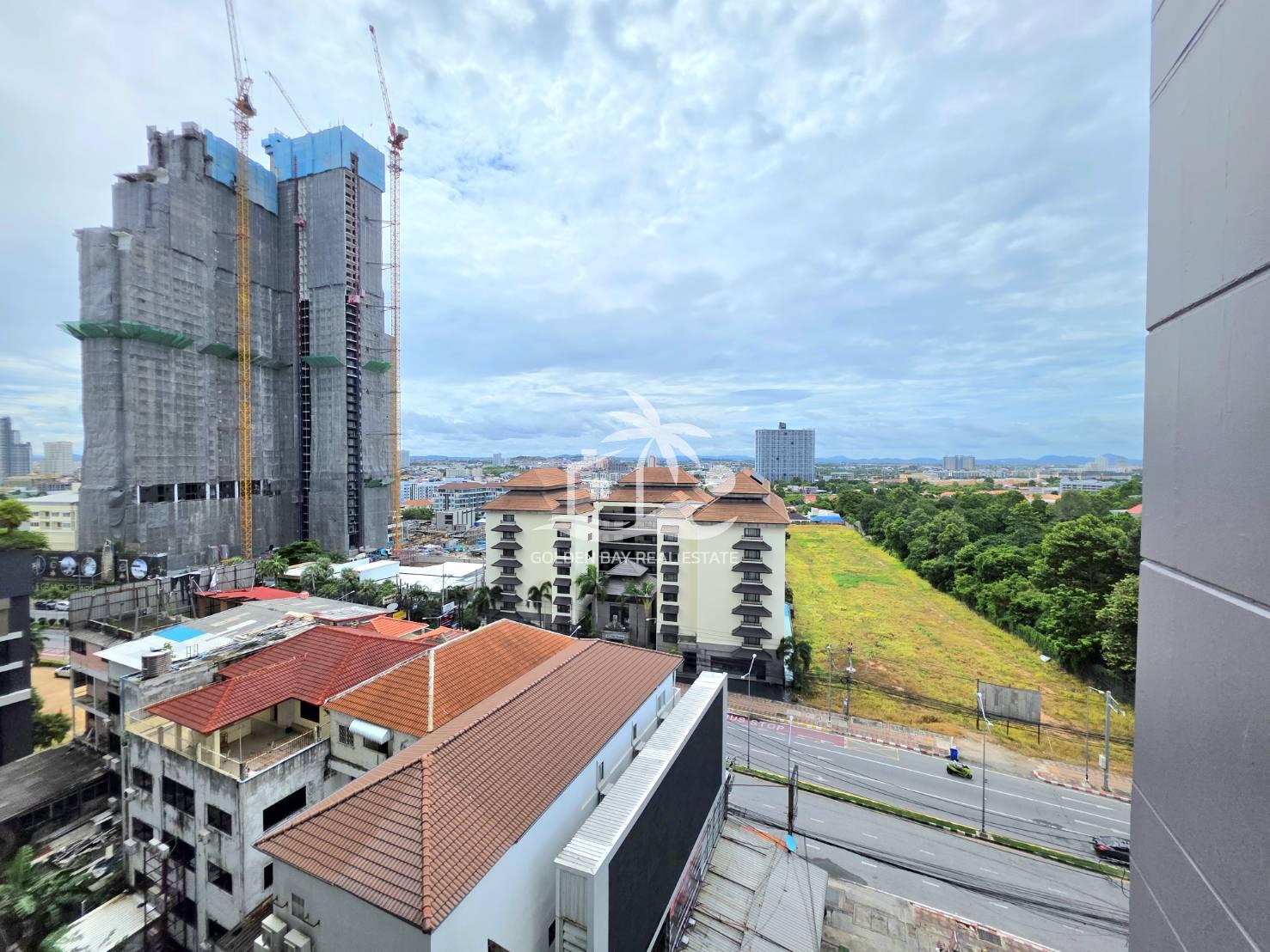 1712554_0 The Axis Condominium – Pratumnak Hill