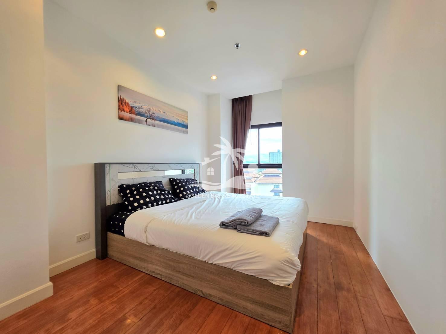 1712556_0 The Axis Condominium – Pratumnak Hill