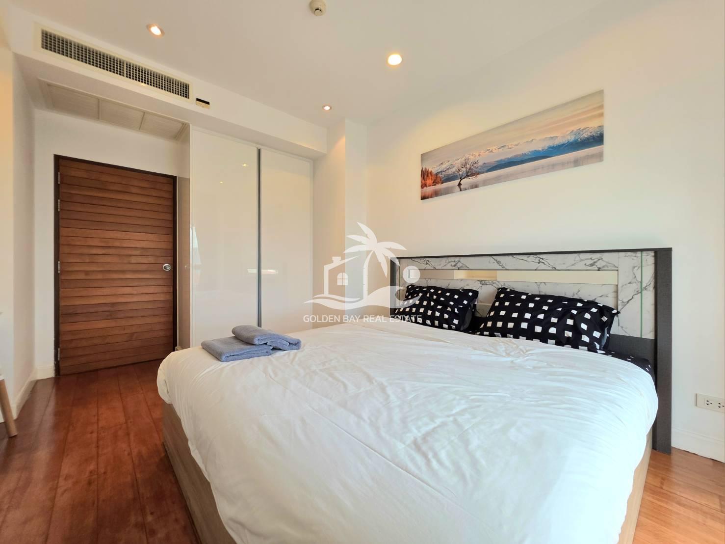 1712557_0 The Axis Condominium – Pratumnak Hill
