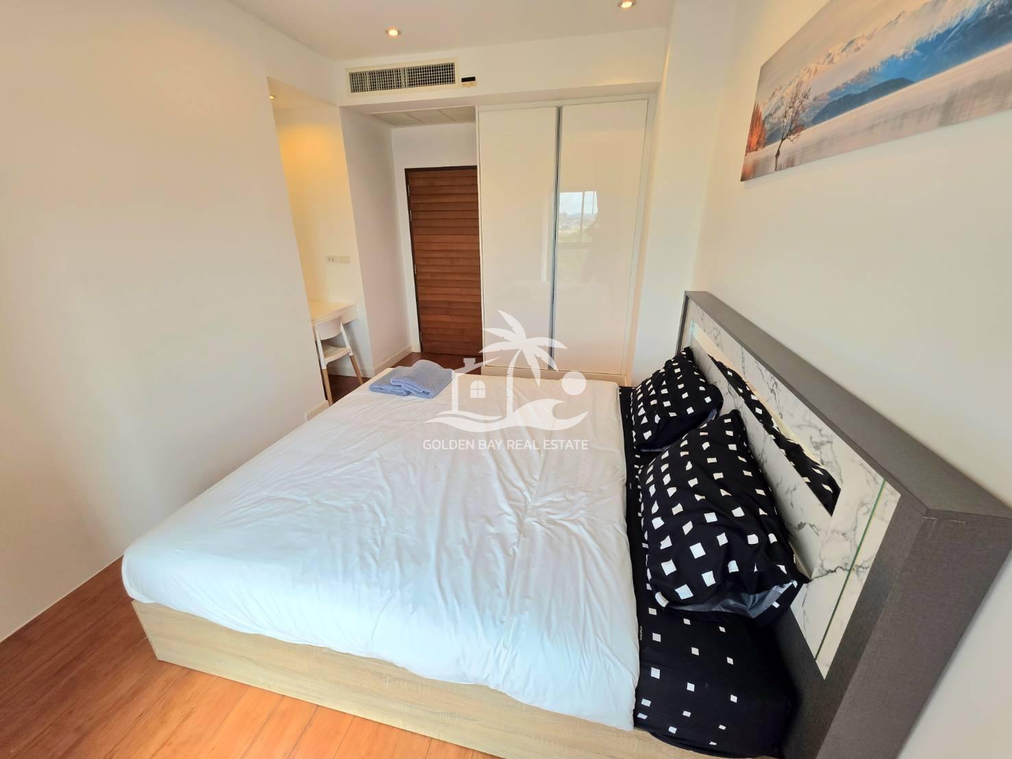 1712558_0 The Axis Condominium – Pratumnak Hill