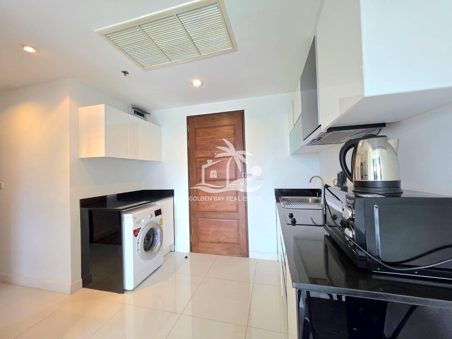 1712562_0 The Axis Condominium – Pratumnak Hill