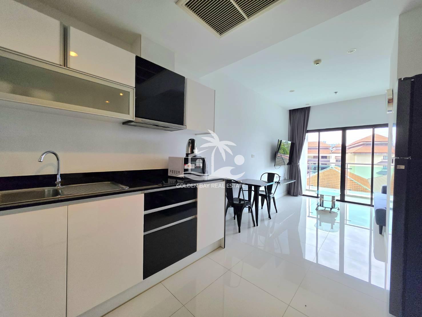 1712586_0 The Axis Condominium – Pratumnak Hill