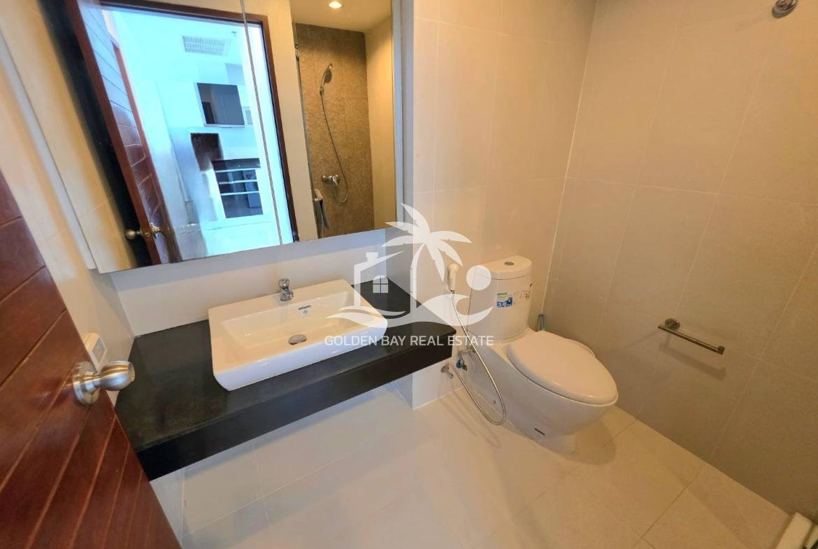The Axis Condominium – Pratumnak Hill